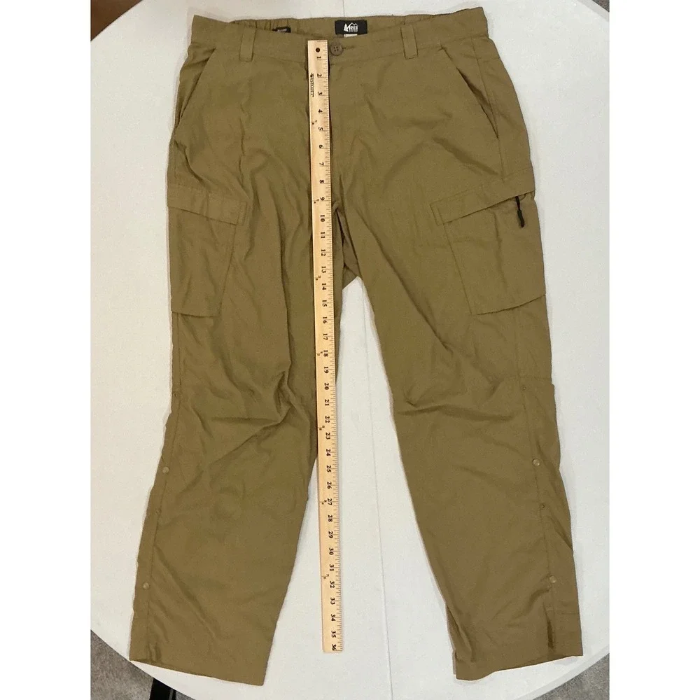 REI Co-op Cargo Pants Mens 36x30 Relaxed Fit Tan Nylon Hiking Gorpcore Outdoor